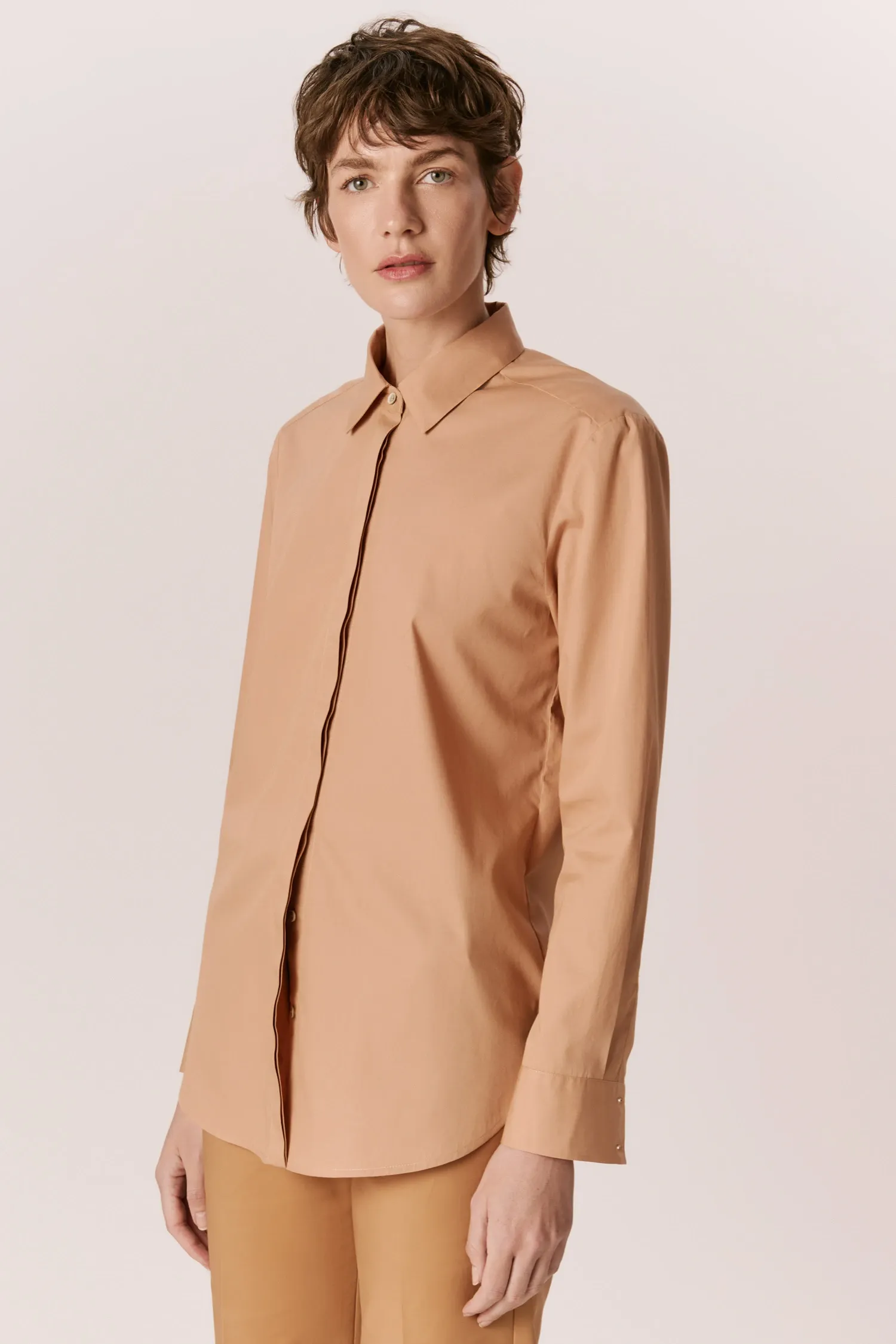 007485_CAMISA_CLASSICA_TAN_ANDREAMARQUES -1-